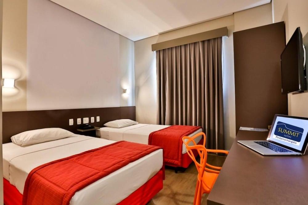 Summit Suites Hotel Pindamonhangaba Εξωτερικό φωτογραφία
