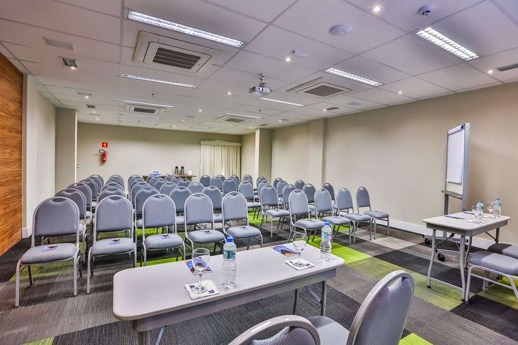 Summit Suites Hotel Pindamonhangaba Εξωτερικό φωτογραφία